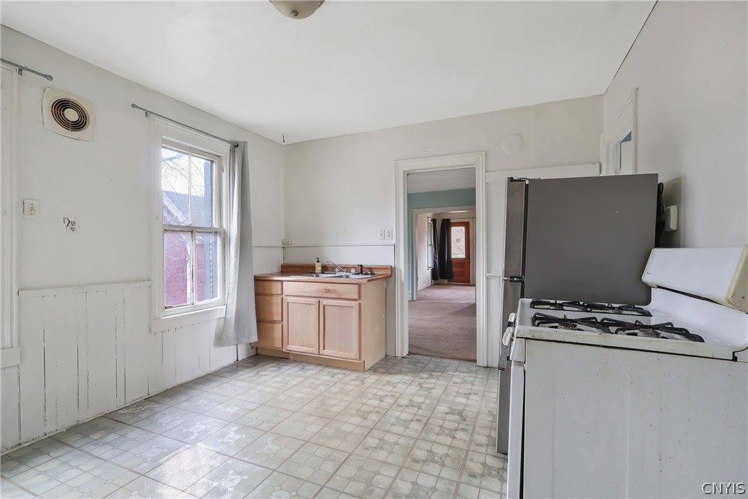 422 Elliott Street, Syracuse, NY 13204