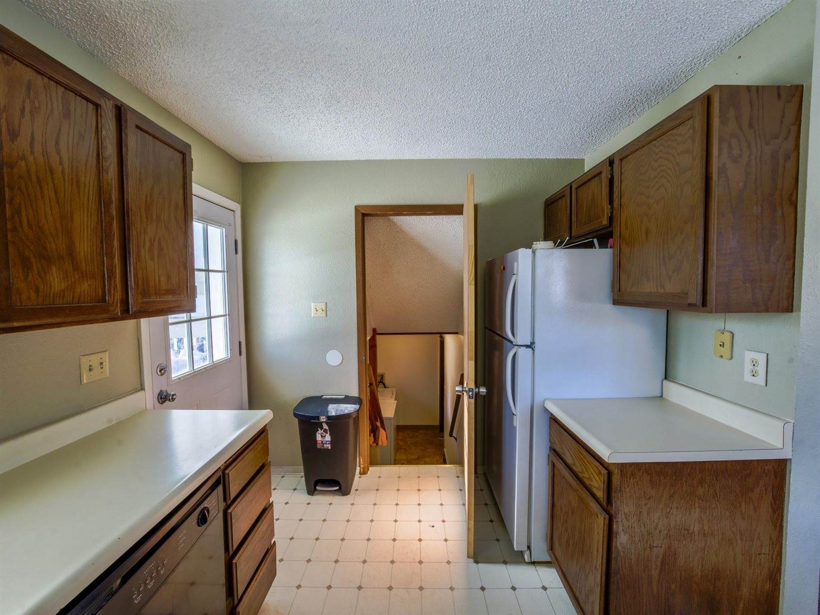 331 Carlton Drive, Fairbanks, AK 99712