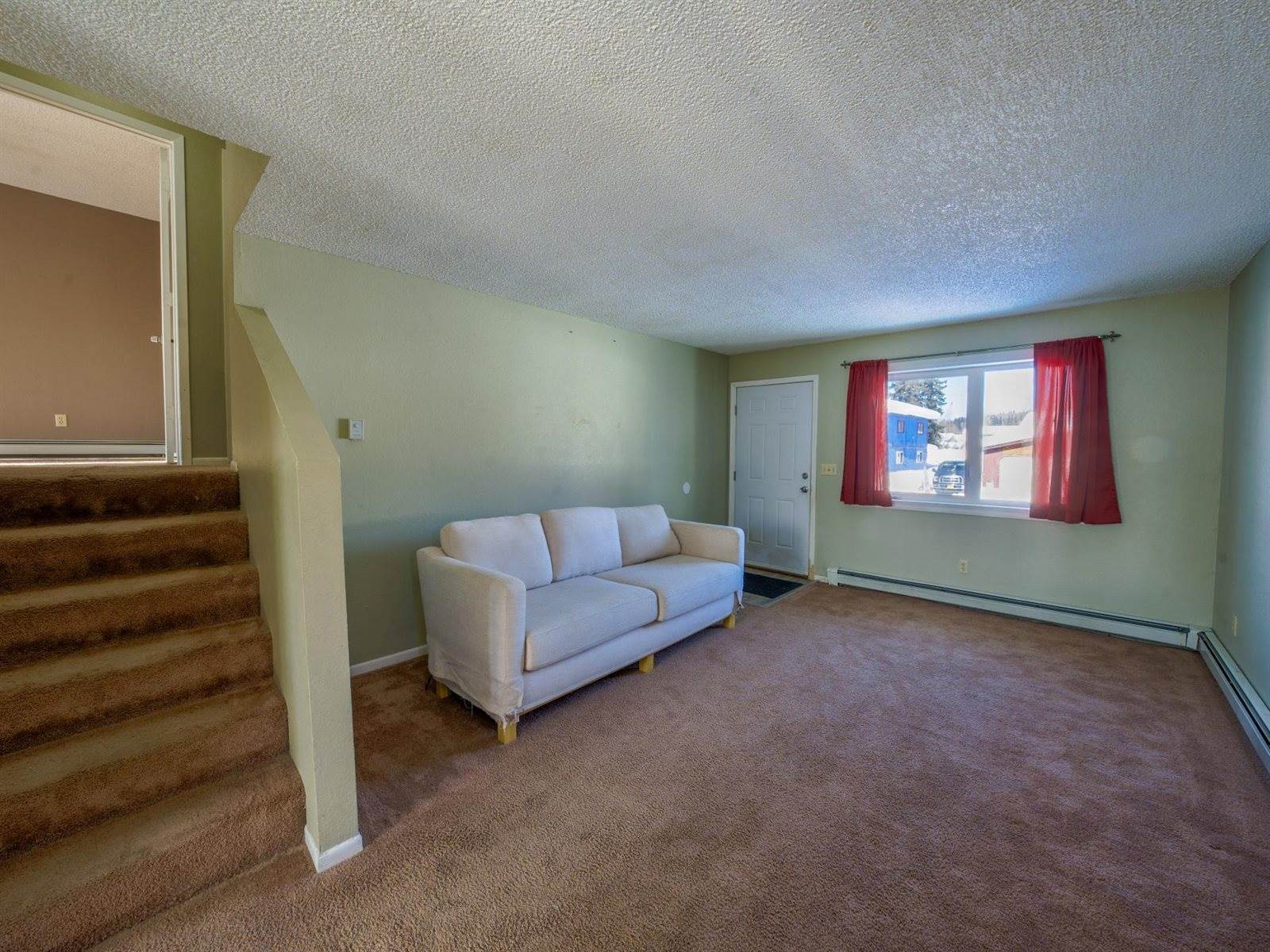 331 Carlton Drive, Fairbanks, AK 99712