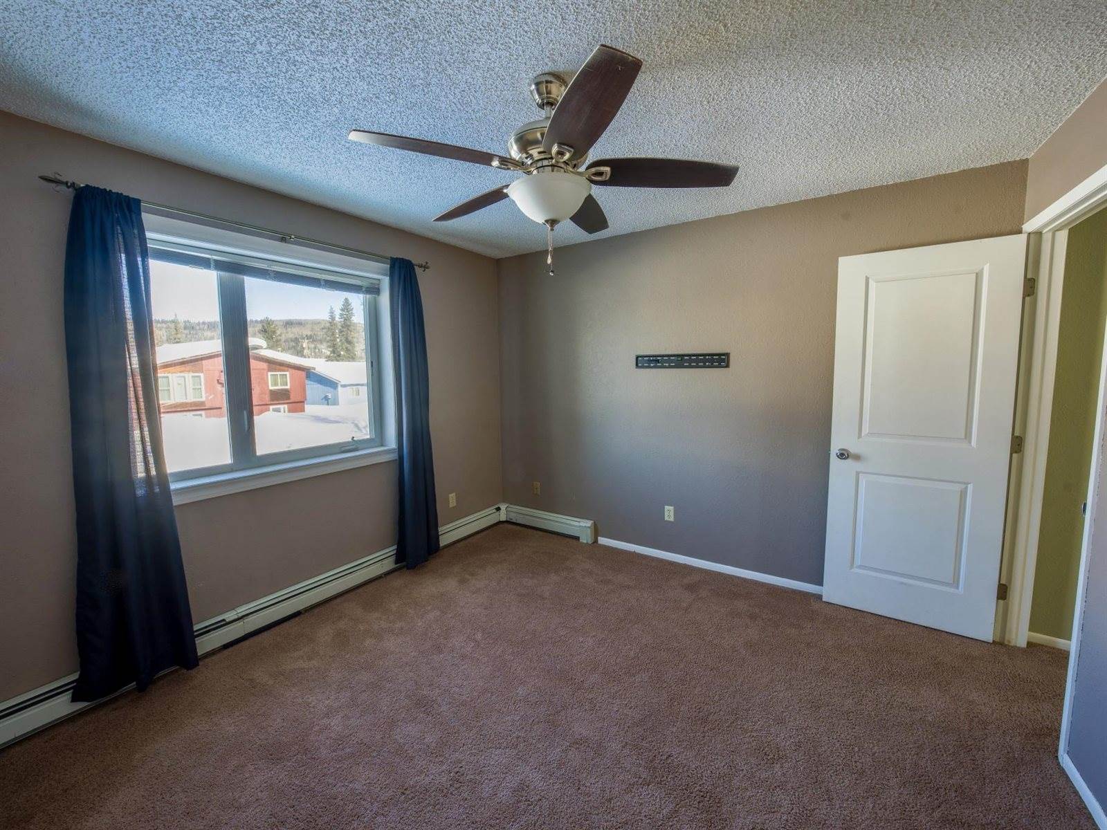 331 Carlton Drive, Fairbanks, AK 99712