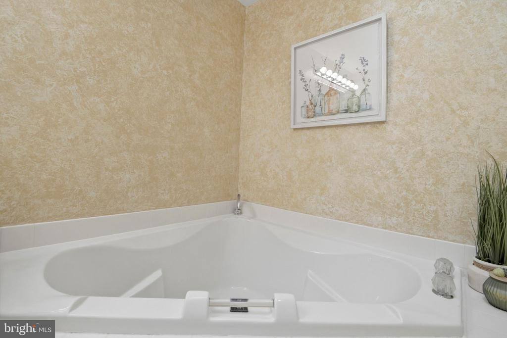 5220 Lightfoot Path, Columbia, MD 21044