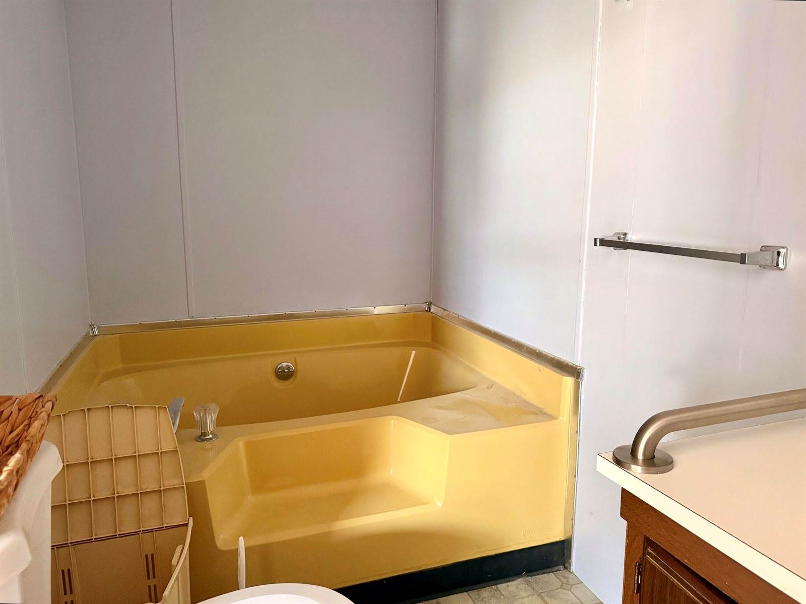 979 Essex Street, Bangor, ME 04401