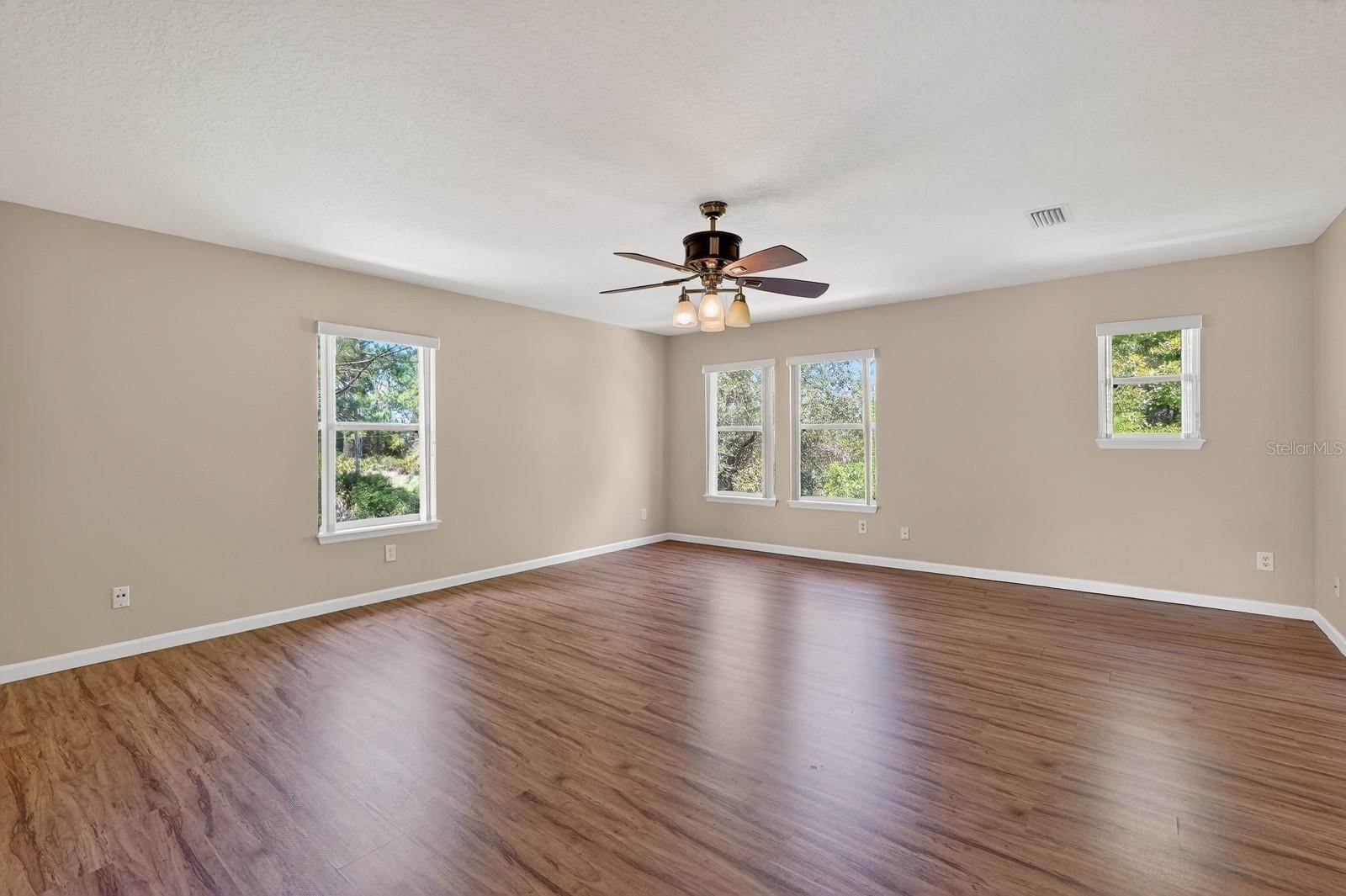 23 Burnham Lane, Palm Coast, FL 32137