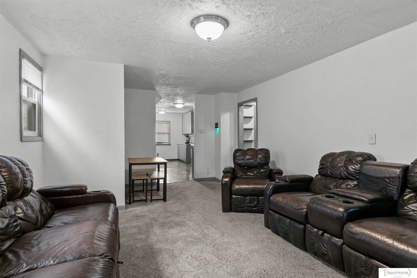 1326 Sumner Street, Lincoln, NE 68510