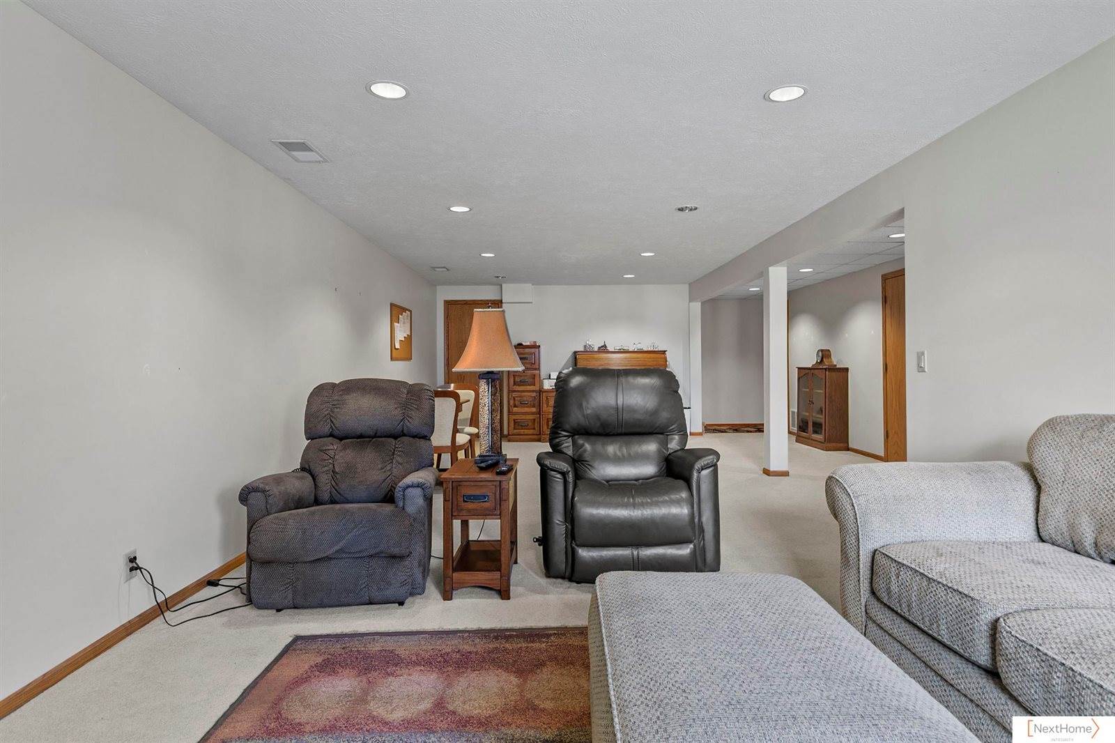 8220 A Street, Lincoln, NE 68510