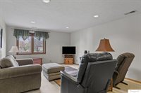 8220 A Street, Lincoln, NE 68510