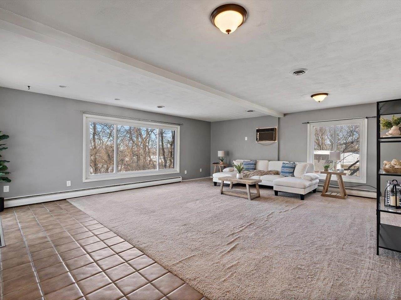 8210 Ridgewood Road, Rock Island, IL 61201