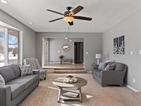 8210 Ridgewood Road, Rock Island, IL 61201