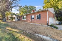 8210 Ridgewood Road, Rock Island, IL 61201