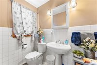 900 14TH Place, Camanche, IA 52730