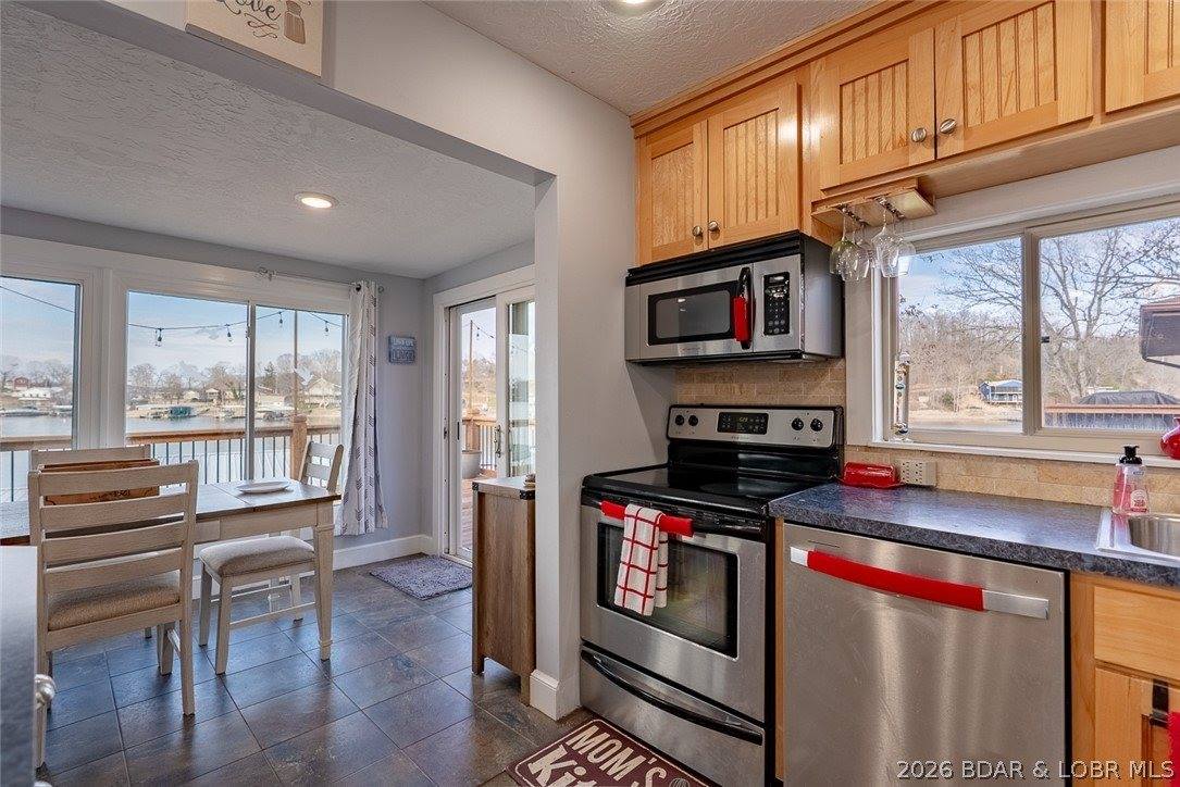 3365 Adkins Road, Climax Springs, MO 65324