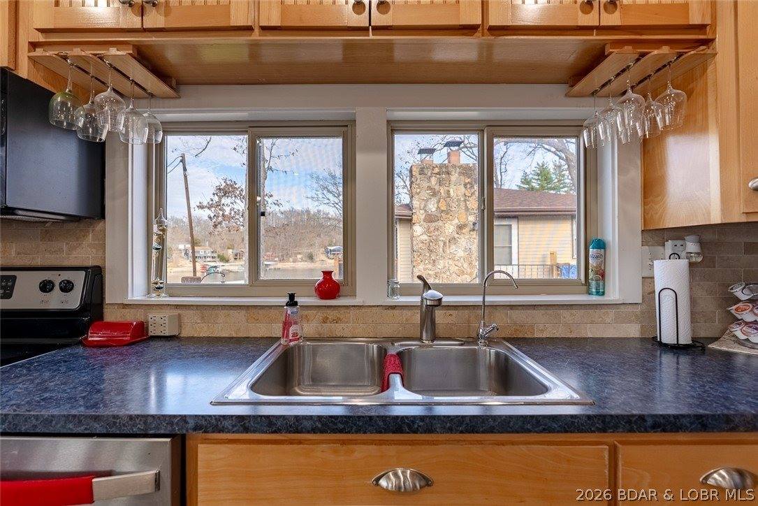 3365 Adkins Road, Climax Springs, MO 65324