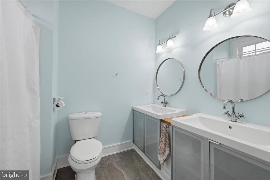 345 Paso Fino Drive, Augusta, WV 26704