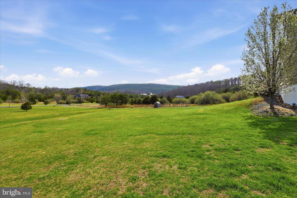345 Paso Fino Drive, Augusta, WV 26704