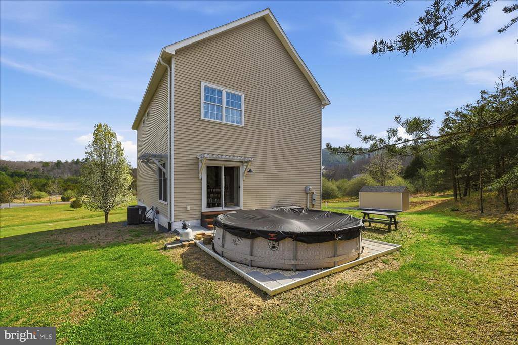 345 Paso Fino Drive, Augusta, WV 26704
