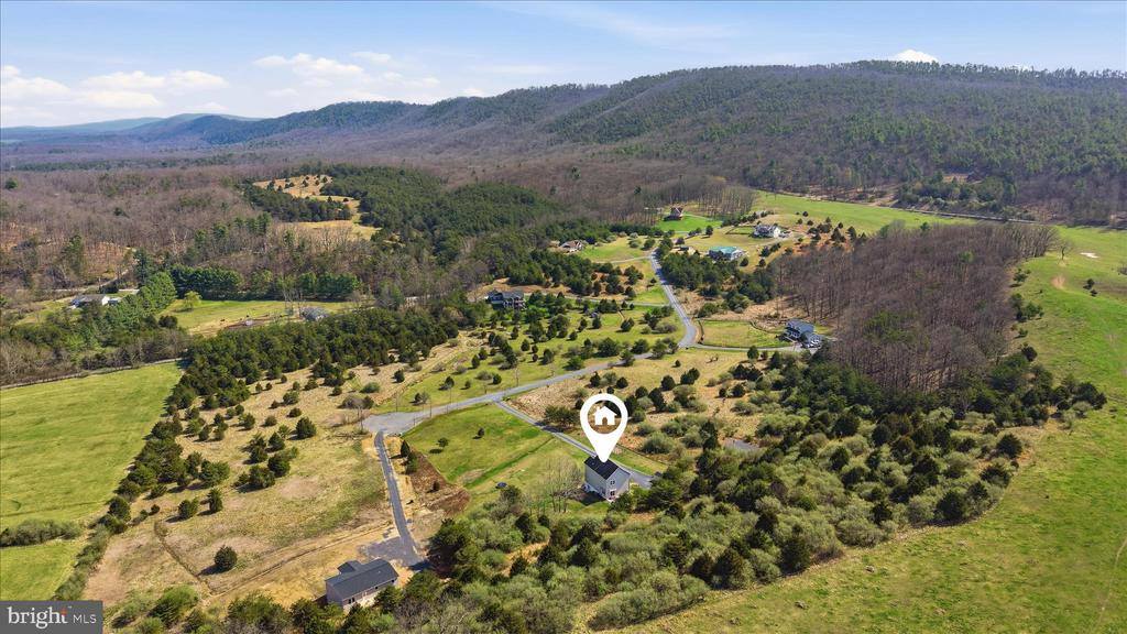 345 Paso Fino Drive, Augusta, WV 26704
