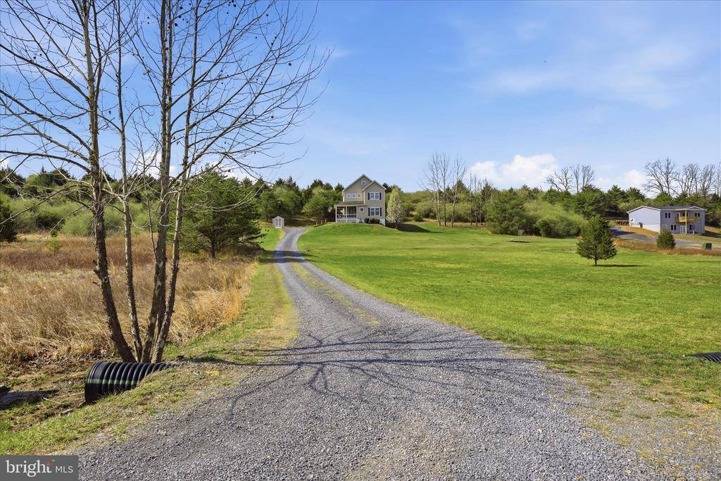 345 Paso Fino Drive, Augusta, WV 26704