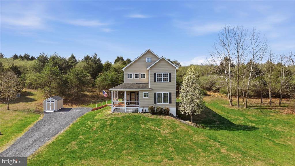 345 Paso Fino Drive, Augusta, WV 26704