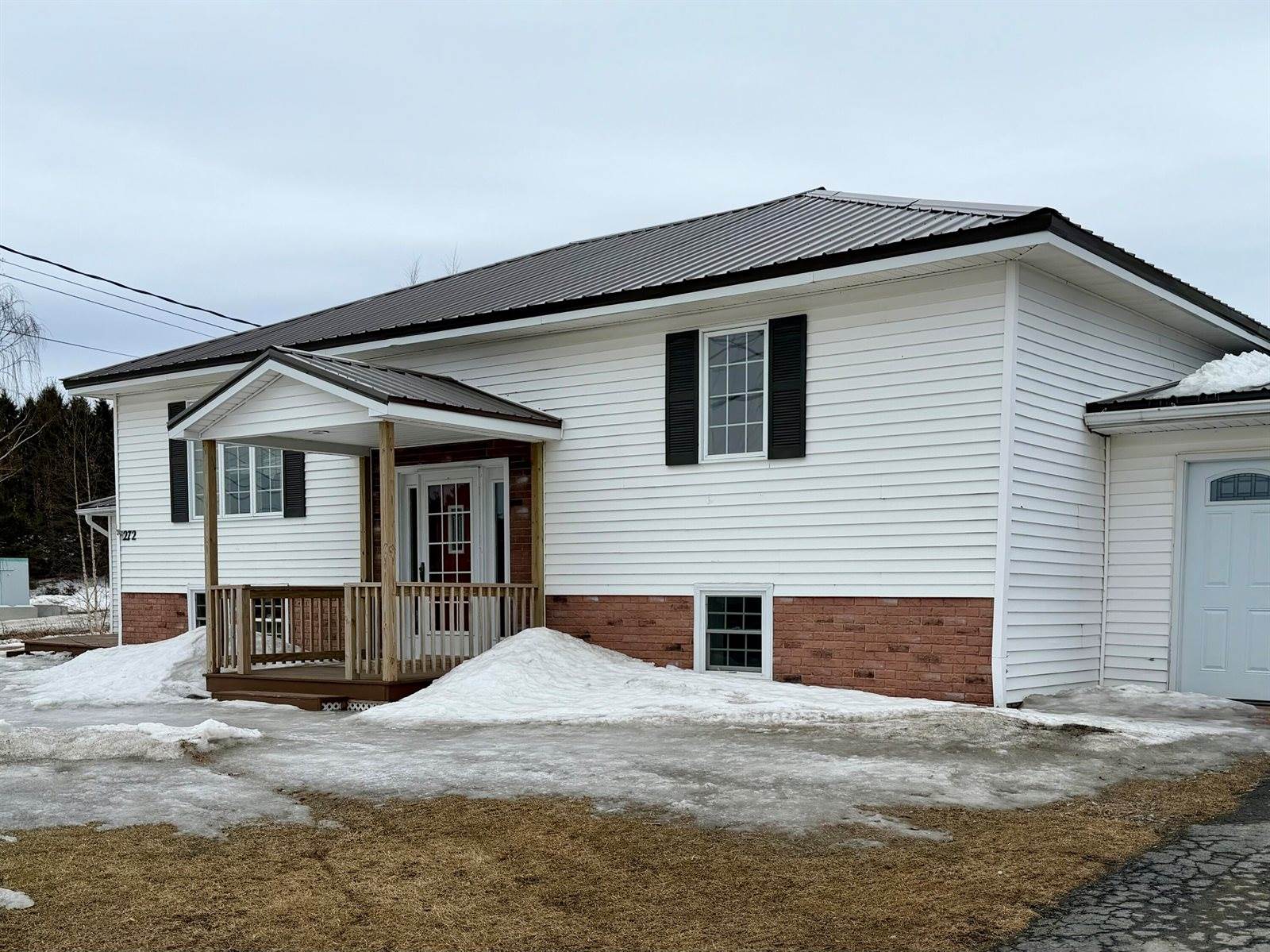 272 Main Street, Saint Agatha, ME 04772