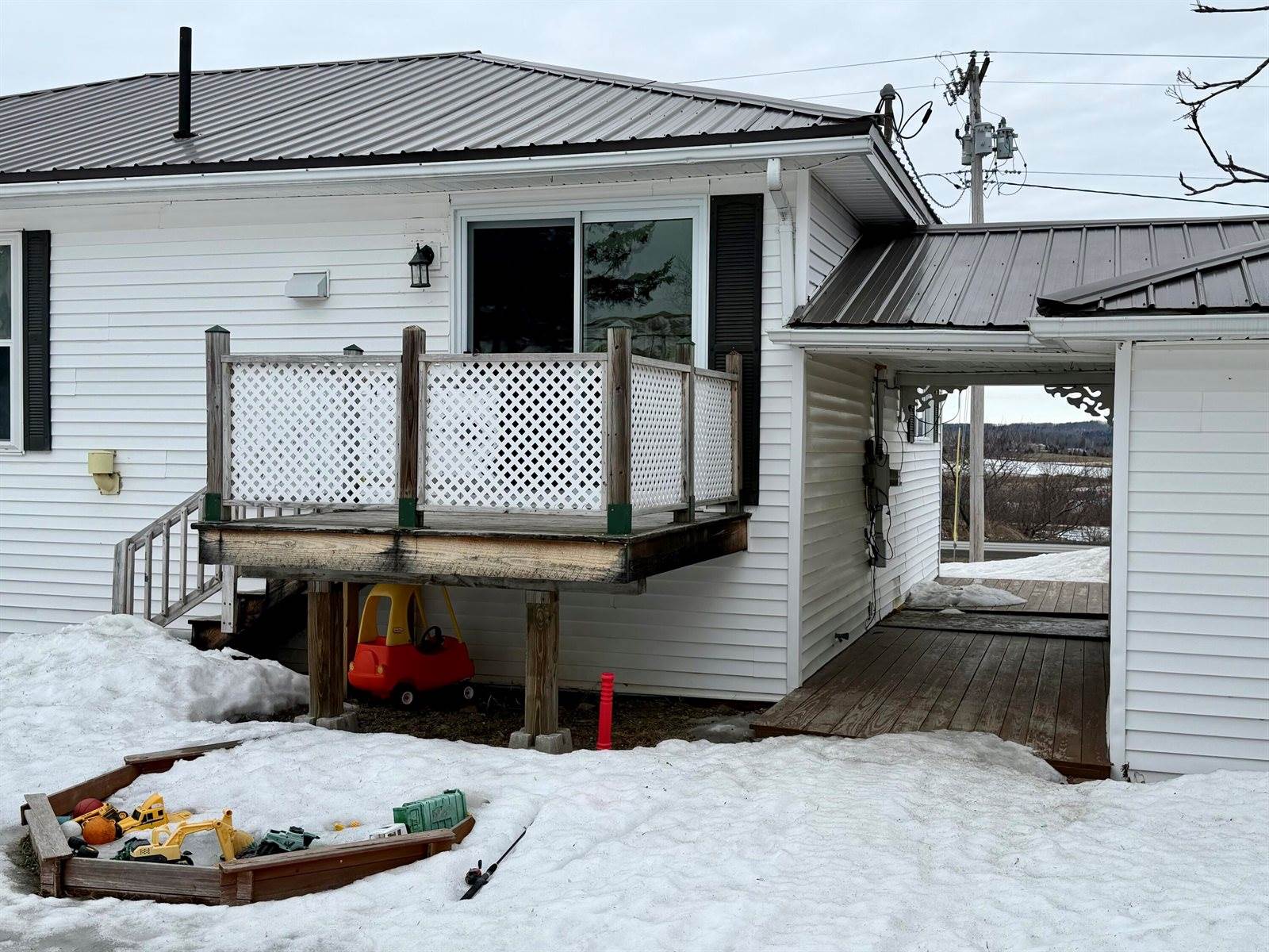 272 Main Street, Saint Agatha, ME 04772