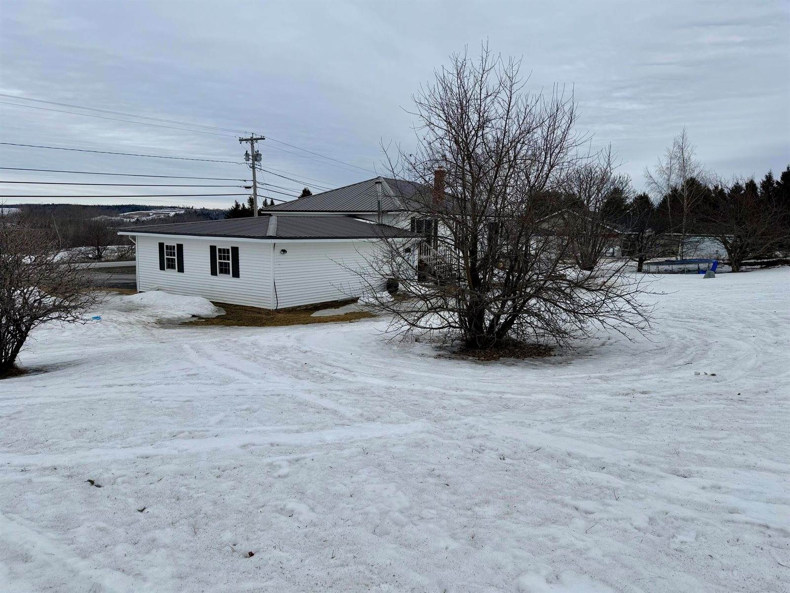 272 Main Street, Saint Agatha, ME 04772