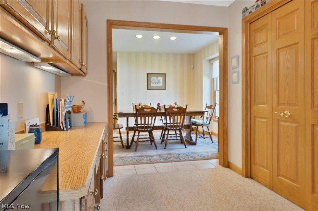 101 Pin Oak Place, Campbell, OH 44405