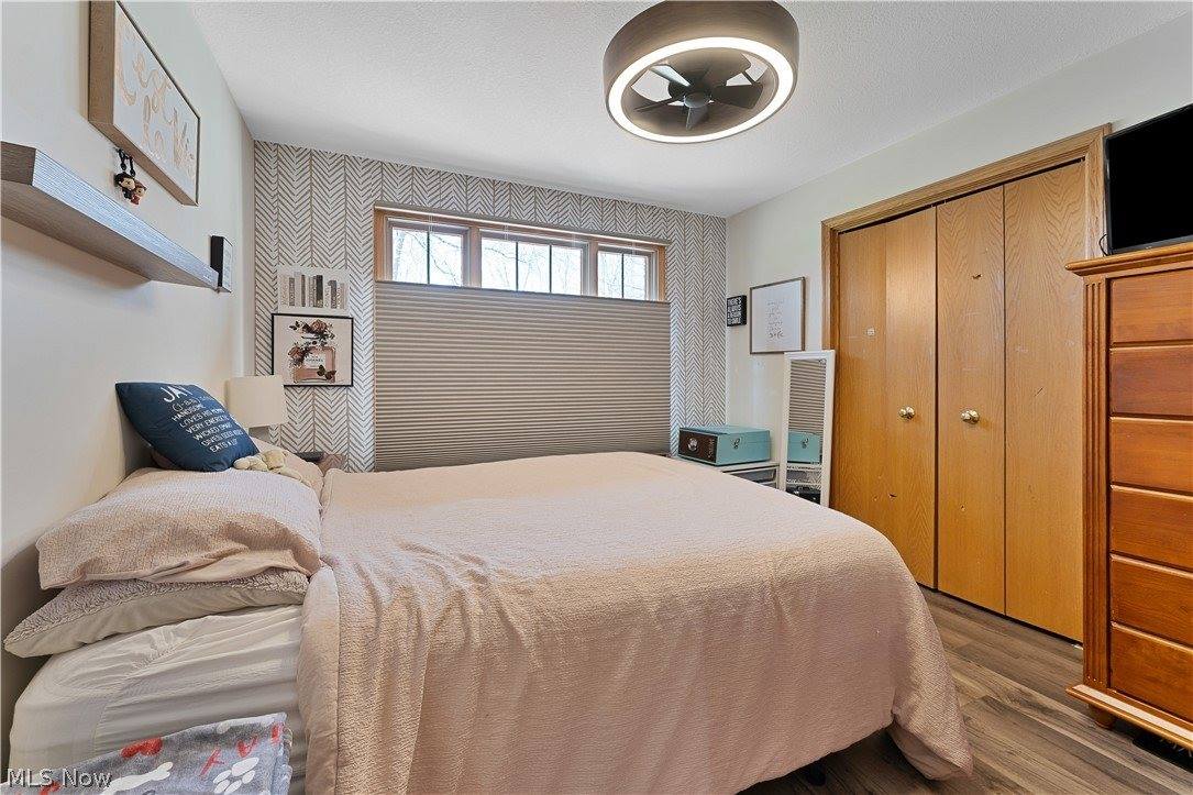 101 Pin Oak Place, Campbell, OH 44405