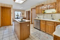 101 Pin Oak Place, Campbell, OH 44405