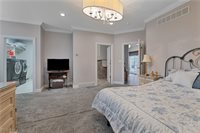 101 Pin Oak Place, Campbell, OH 44405