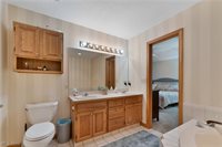 101 Pin Oak Place, Campbell, OH 44405