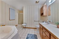 101 Pin Oak Place, Campbell, OH 44405