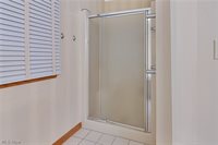 101 Pin Oak Place, Campbell, OH 44405