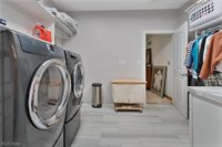 101 Pin Oak Place, Campbell, OH 44405