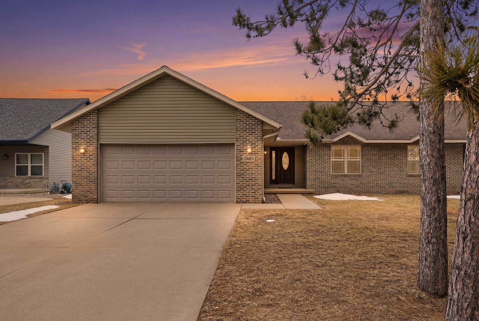 5464 Windy Drive, Stevens Point, WI 54482