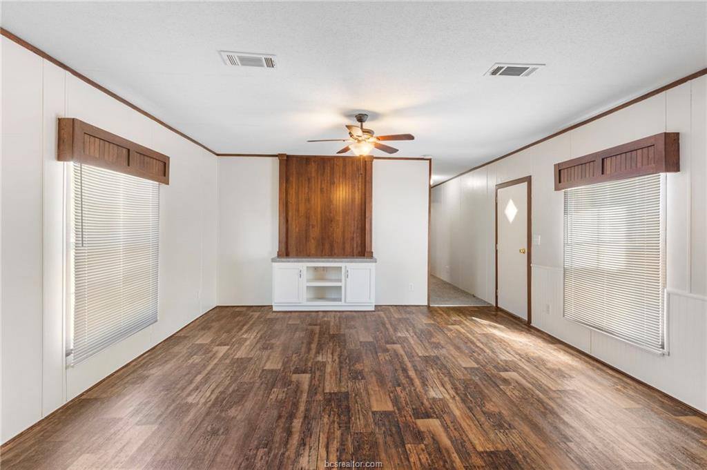 585 FM 60W, Somerville, TX 77863