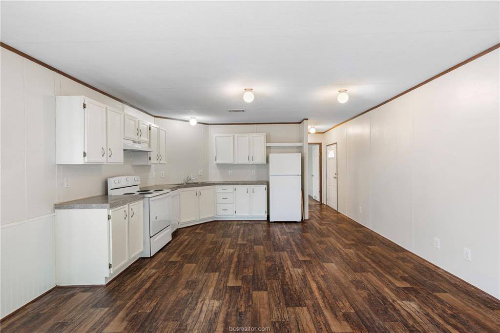 585 FM 60W, Somerville, TX 77863