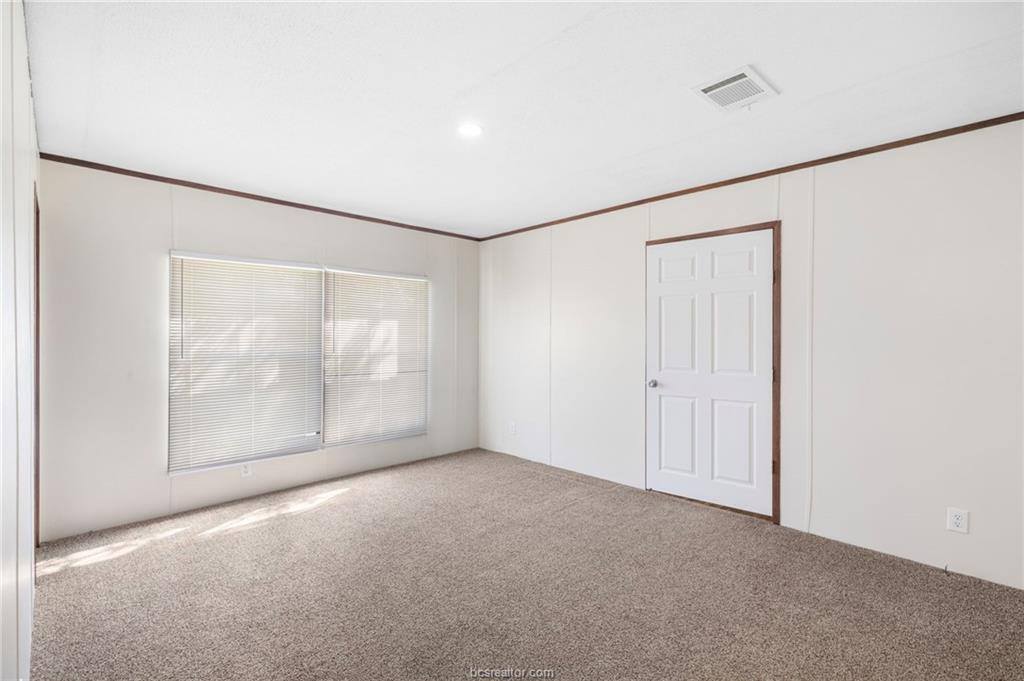 585 FM 60W, Somerville, TX 77863