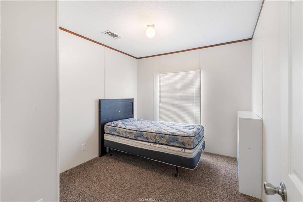 585 FM 60W, Somerville, TX 77863