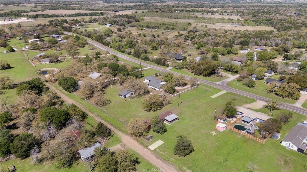 585 FM 60W, Somerville, TX 77863