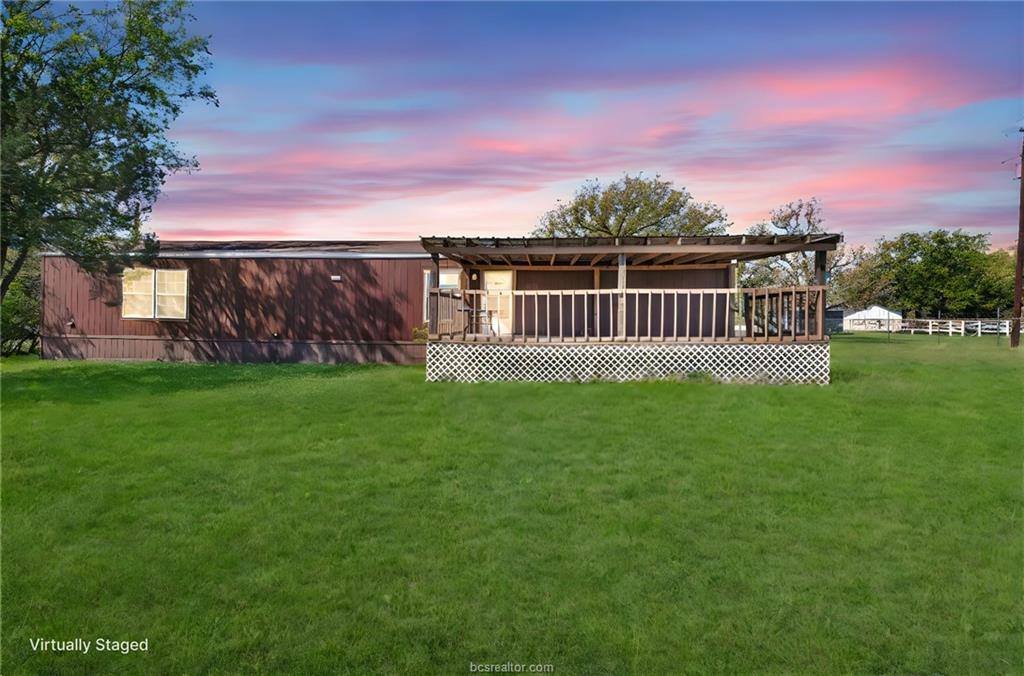 585 FM 60W, Somerville, TX 77863