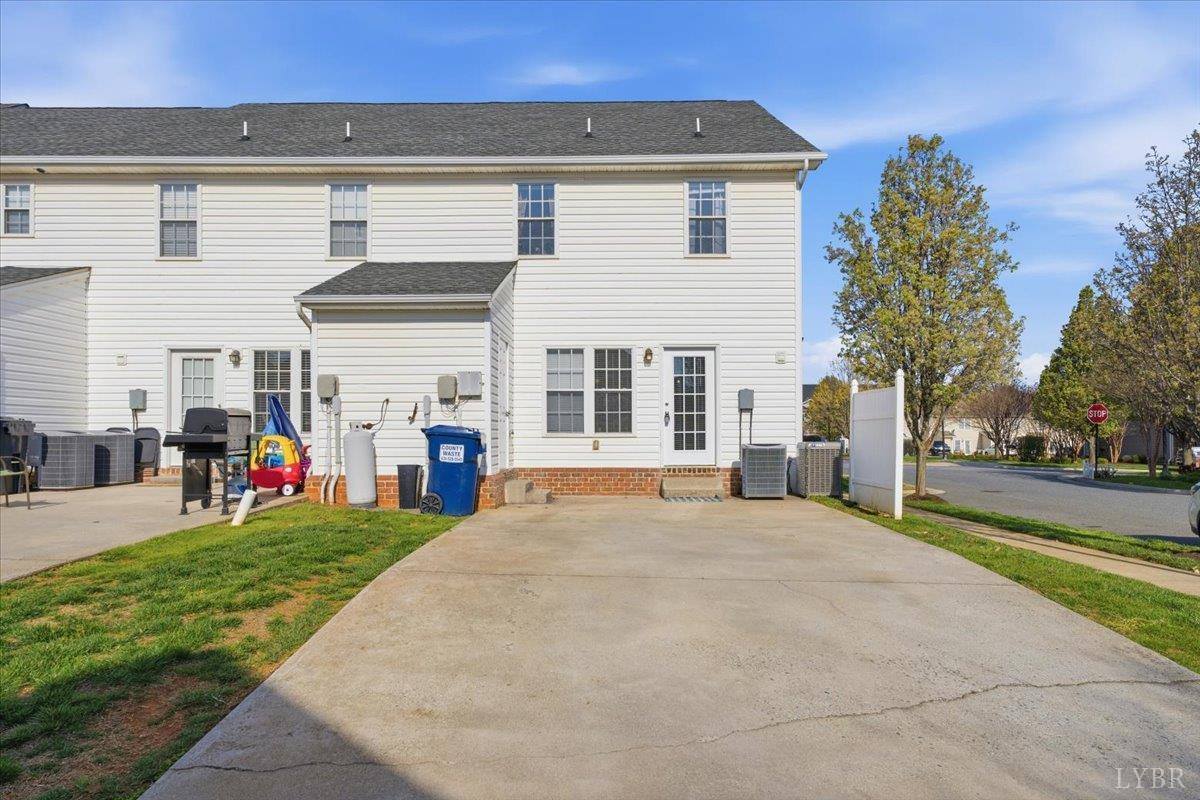 601 Capstone Drive, #1, Lynchburg, VA 24502