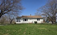 697 W Denneys Rd, Dover, DE 19904