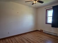 697 W Denneys Rd, Dover, DE 19904