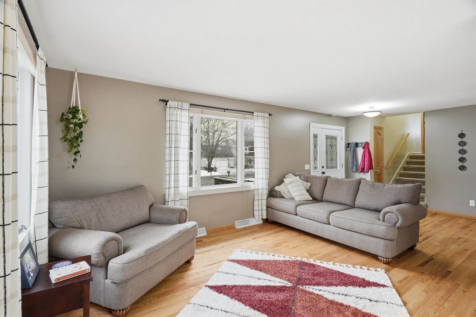 1611 N Broadway Avenue, Marshfield, WI 54449