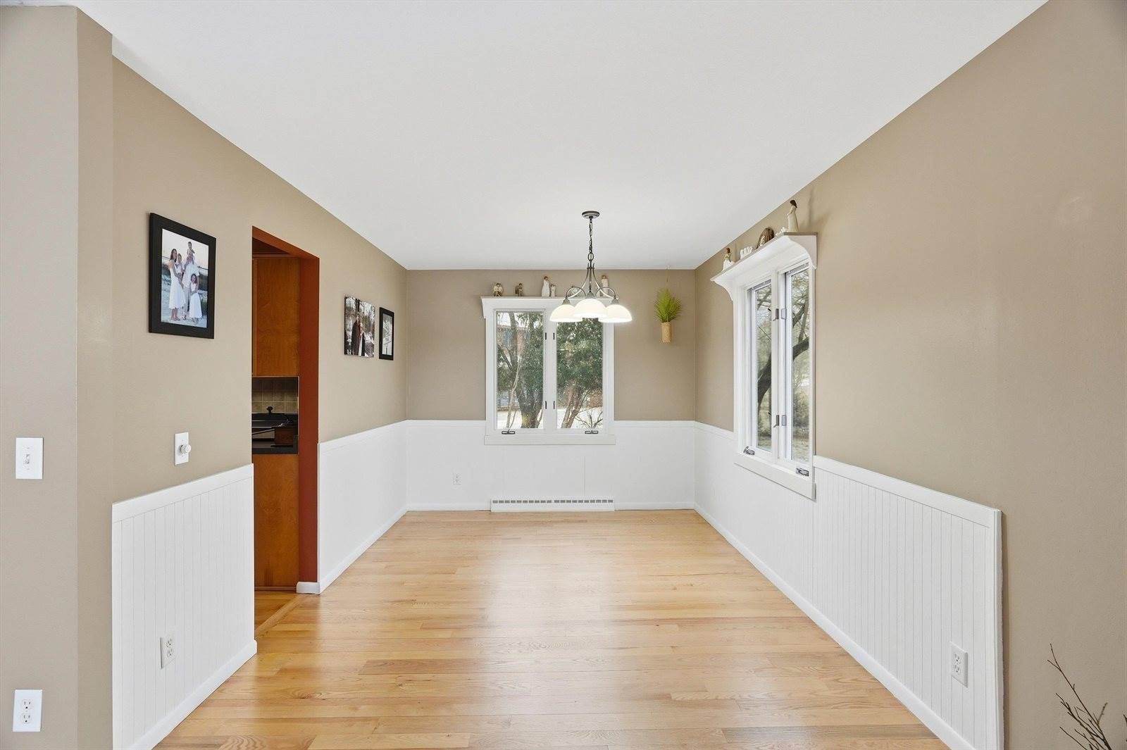 1611 N Broadway Avenue, Marshfield, WI 54449