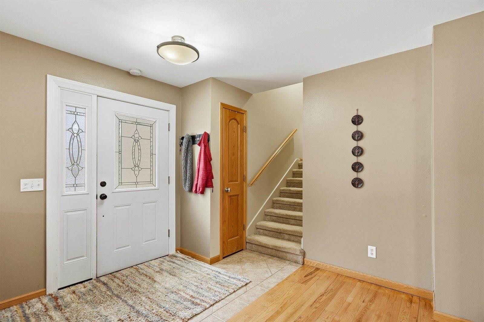 1611 N Broadway Avenue, Marshfield, WI 54449