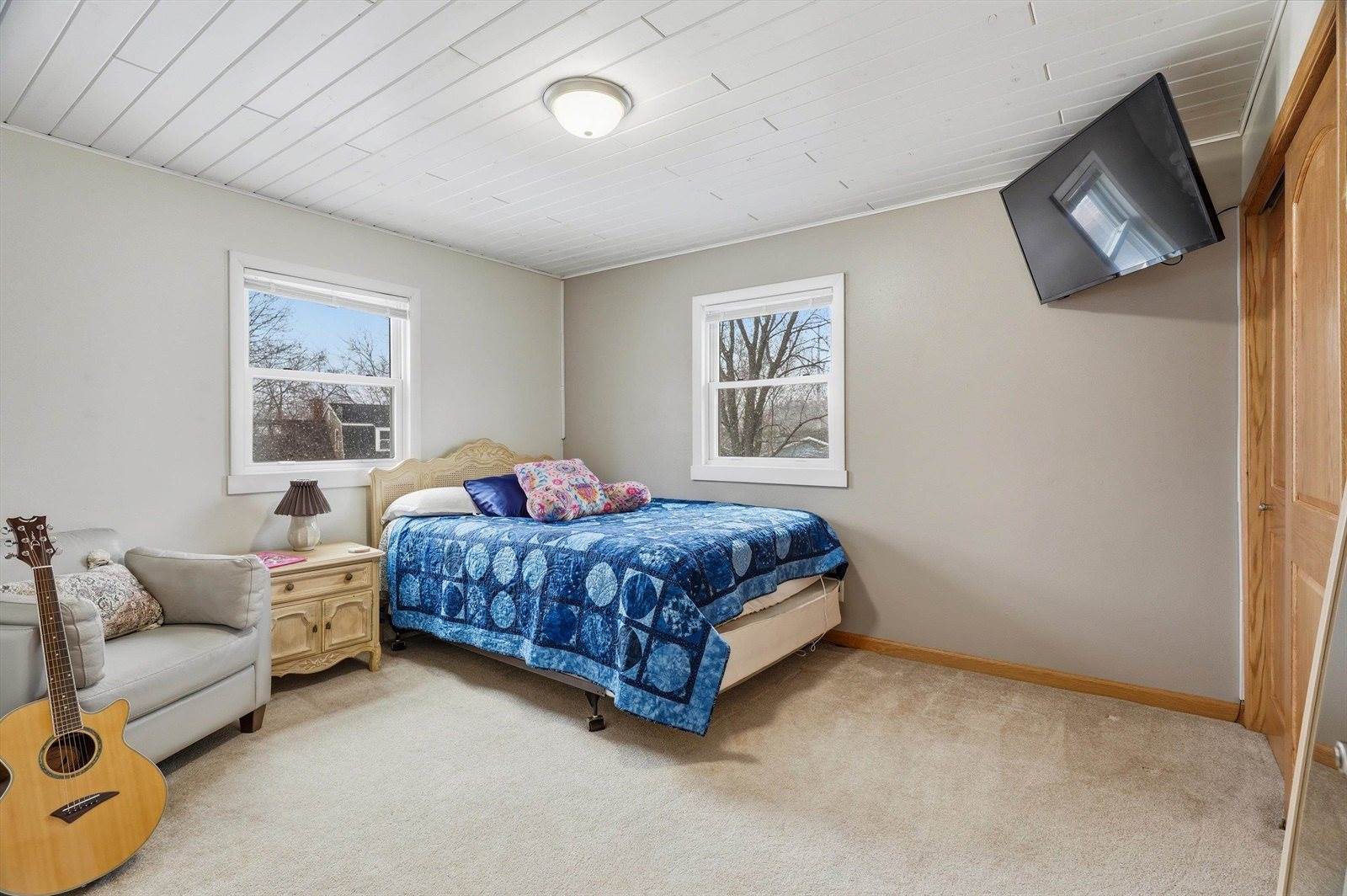 1611 N Broadway Avenue, Marshfield, WI 54449