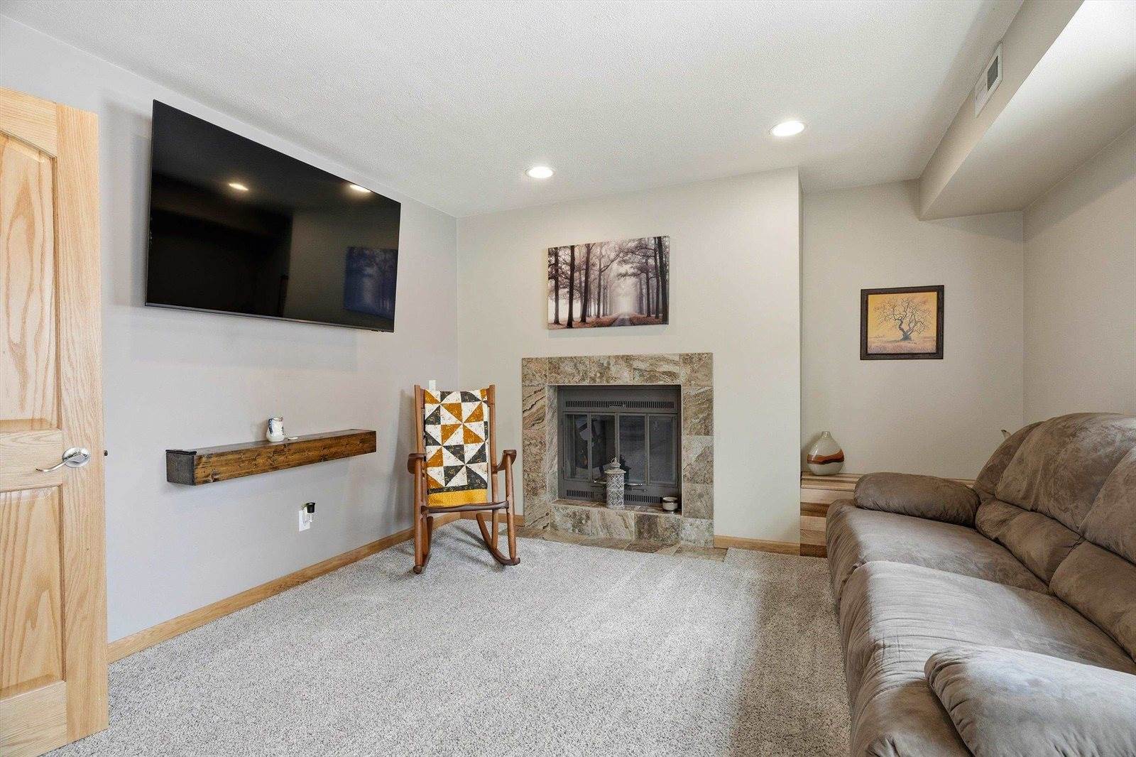 1611 N Broadway Avenue, Marshfield, WI 54449