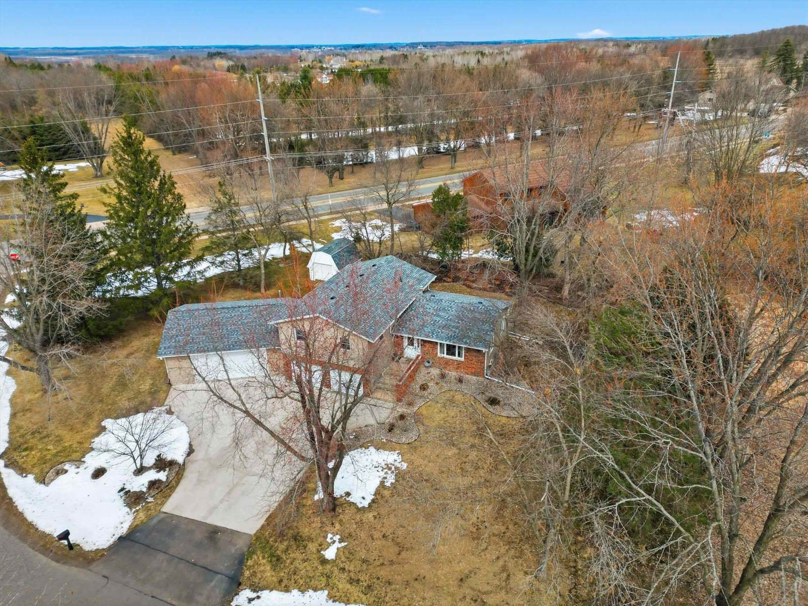 1611 N Broadway Avenue, Marshfield, WI 54449