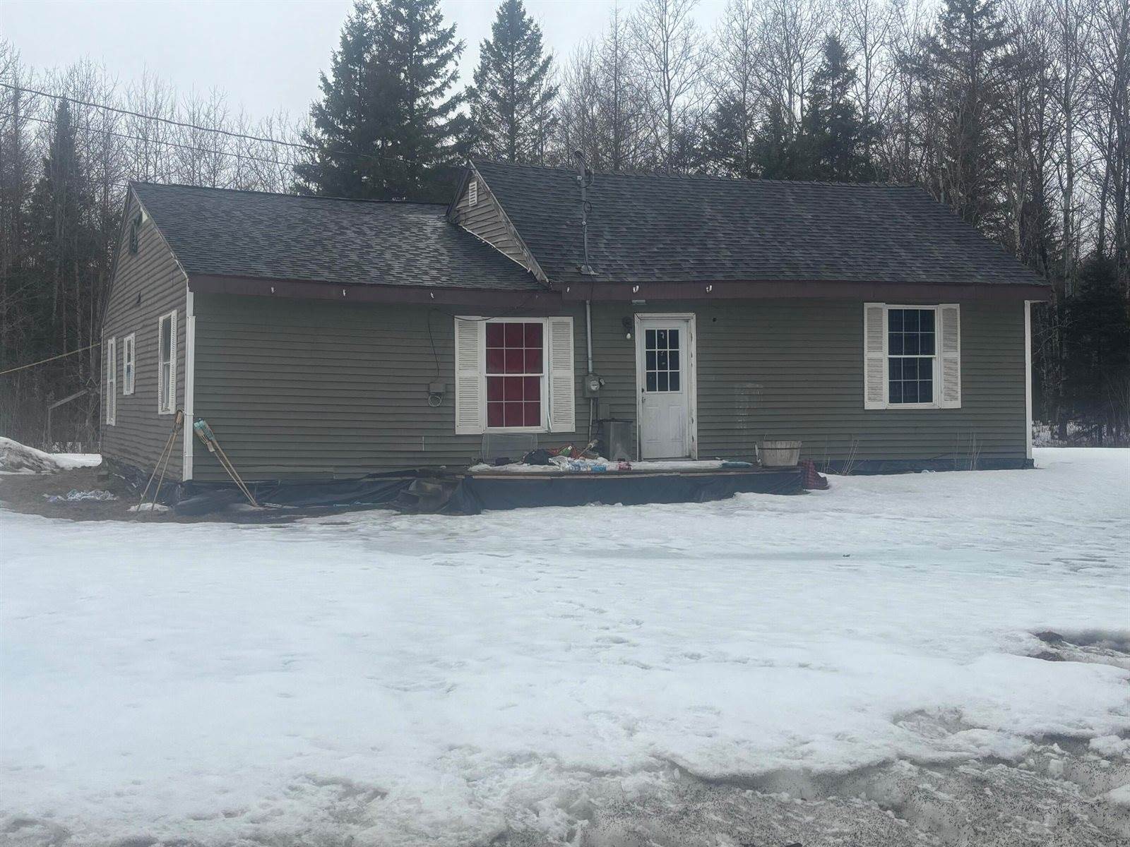 62 Everett Road, Washburn, ME 04786